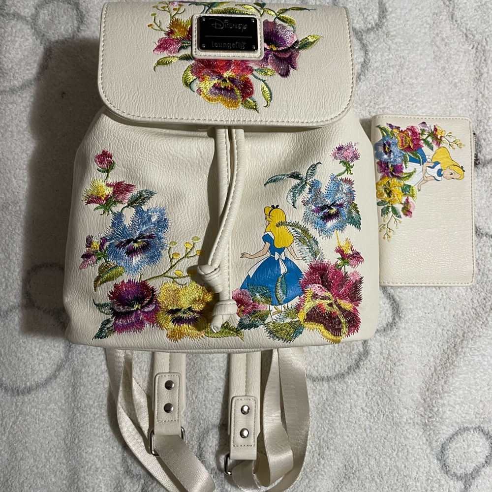 Loungefly backpack and wallet set. EUC!